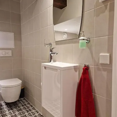 Apartman Knorring 2 *